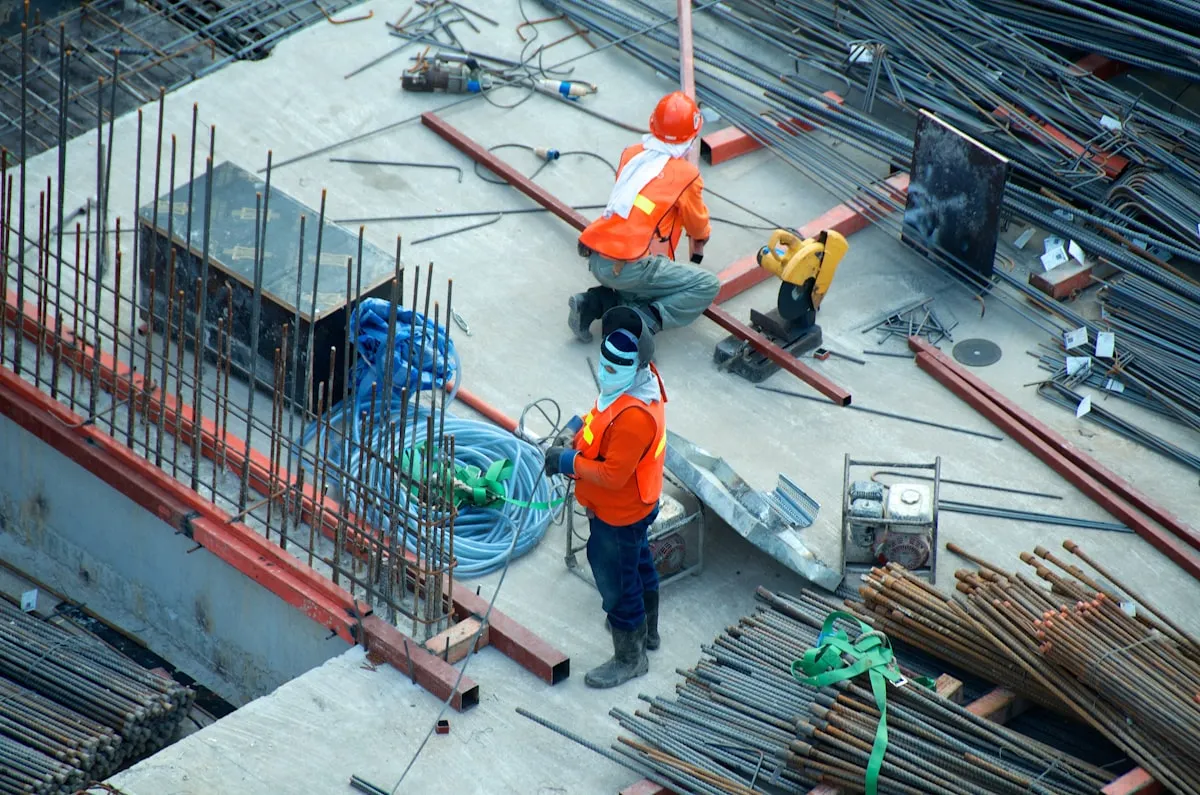 Bauarbeiter auf Baustelle – Ecosystem für Nachhaltiges Bauen